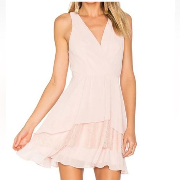 BCBGeneration Dresses & Skirts - BCBGeneration Blush Pink Mini Dress NEW Women’s 10